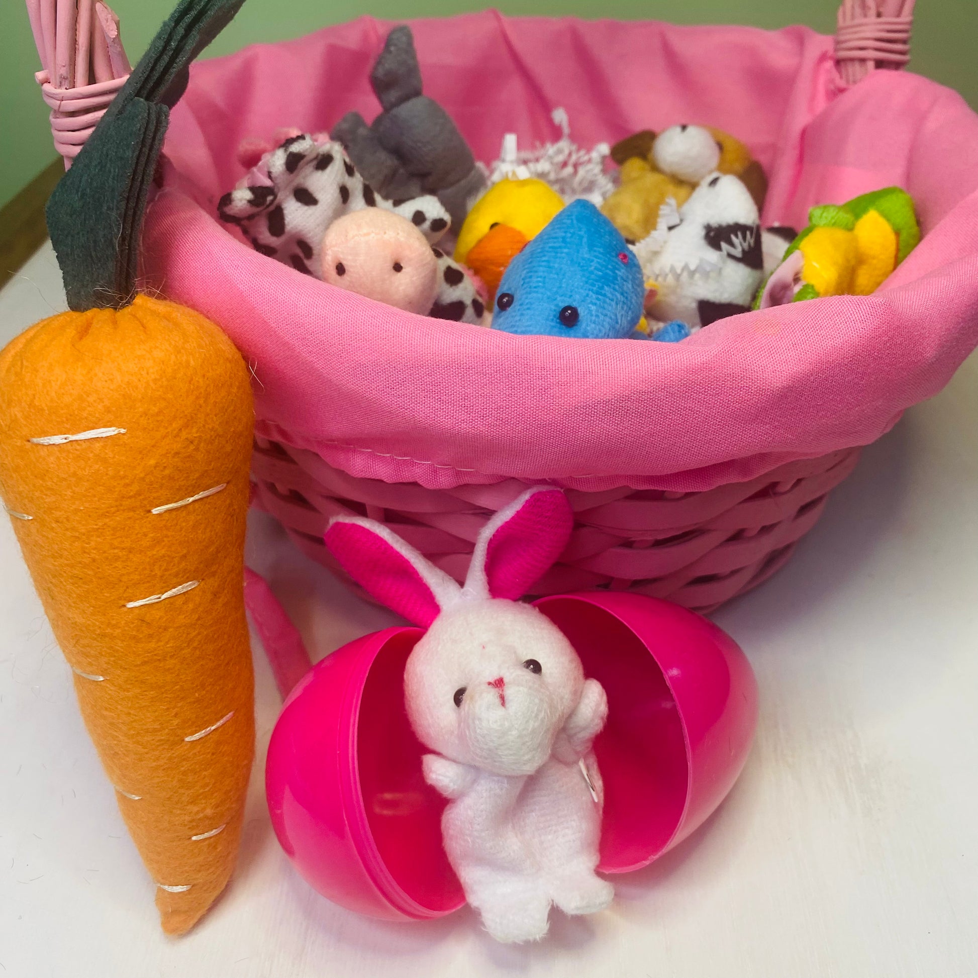 Best Easter basket filler that is non-candy for kids ages 3-5 years old! Perfect educational toy for story telling and boosting imagination and creativity for preschool and kindergarteners!