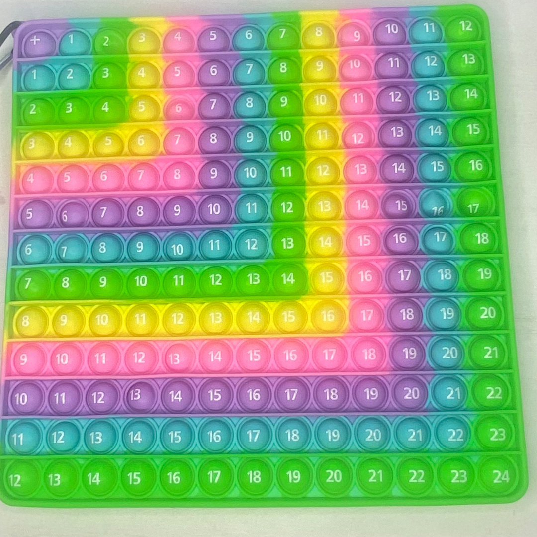 Early learning addition sensory toy. Great for first and second graders. Makes learning math fun and engaging! Fun Learn Grow Co.