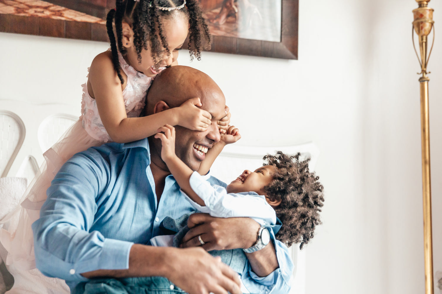 files/father-plays-with-son-and-daughter.jpg
