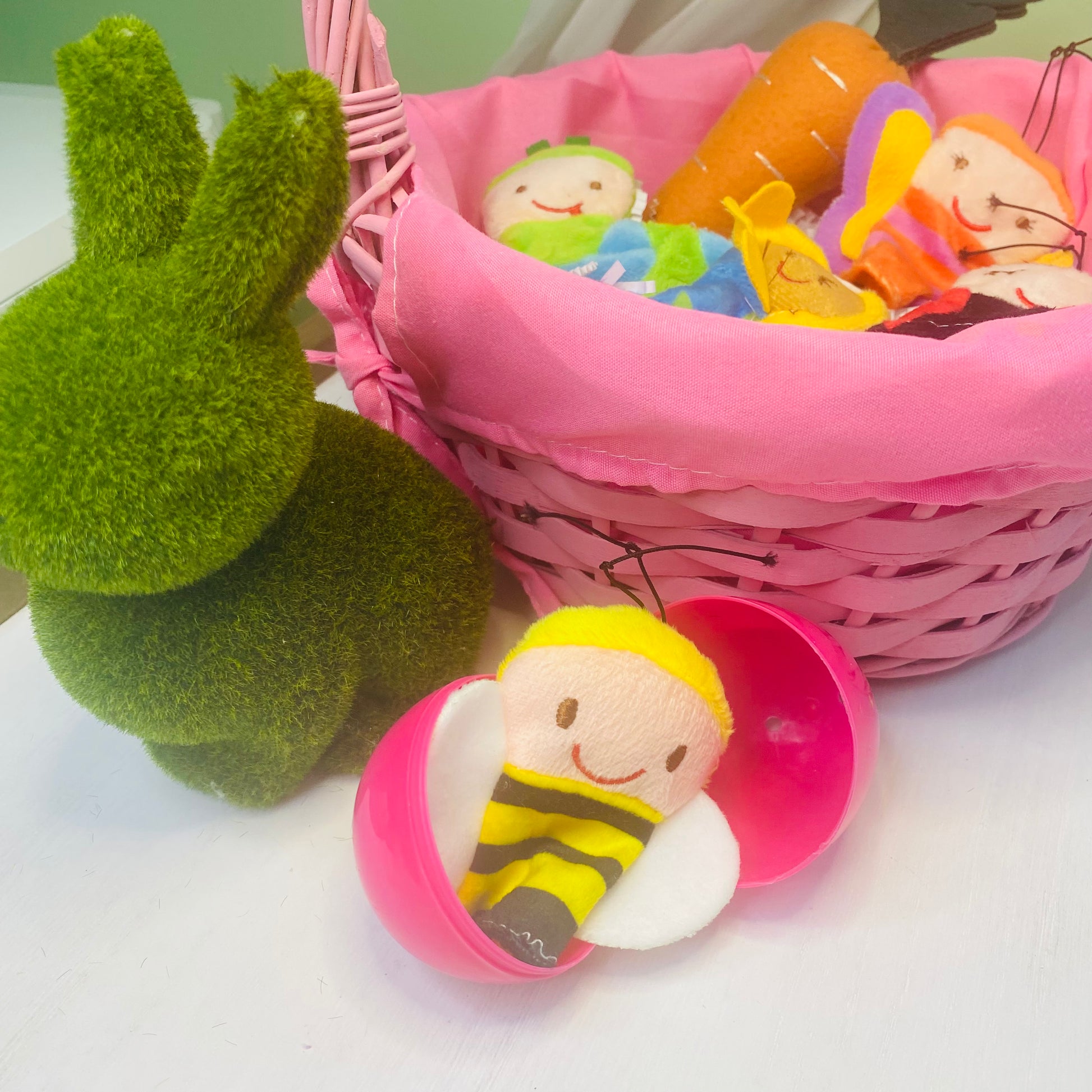 Best Easter basket filler that is non-candy for kids ages 3-5 years old! Perfect educational toy for story telling and boosting imagination and creativity for preschool and kindergarteners!