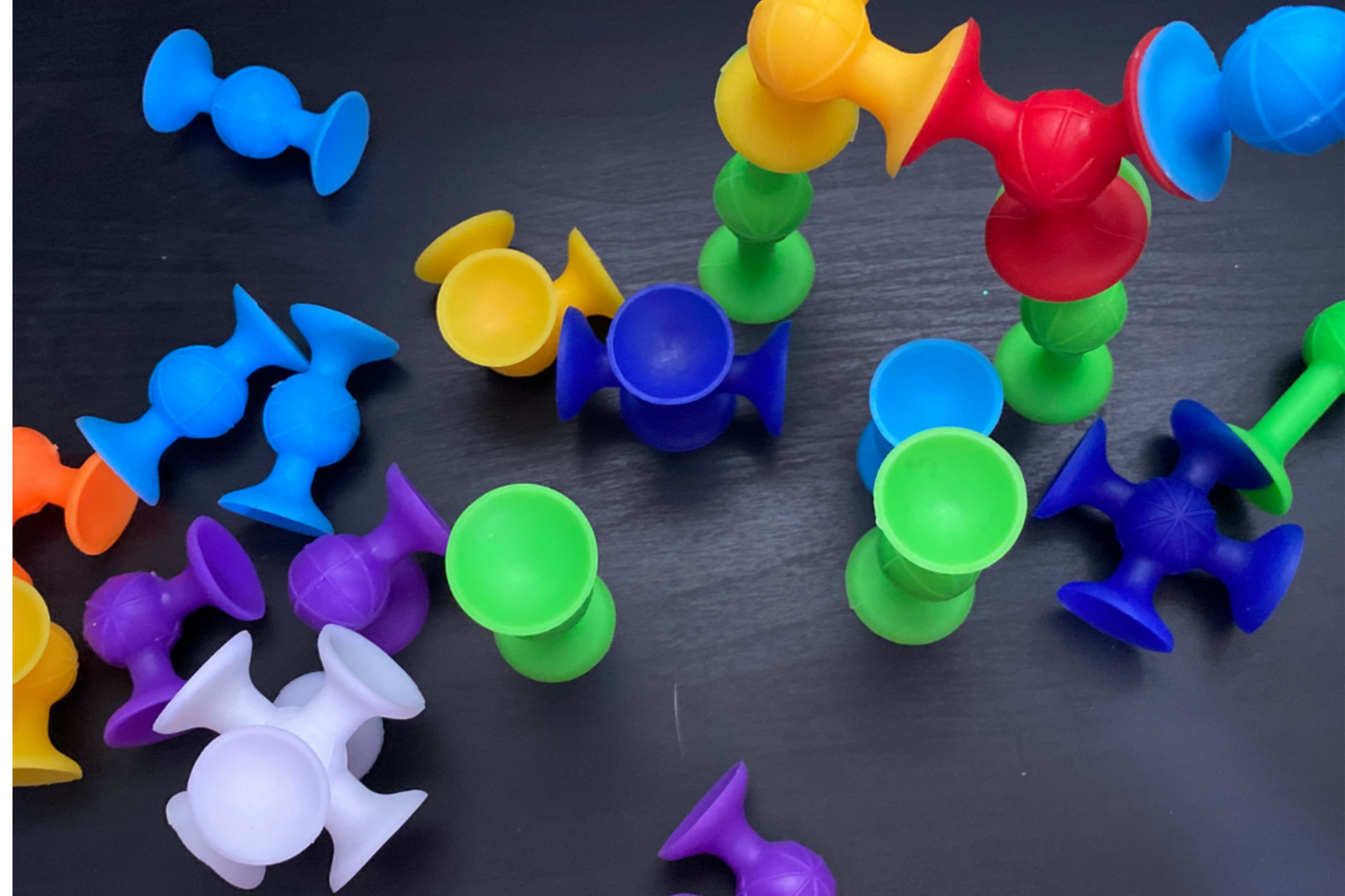 Building toy for kids! 88 piece Pop Suckers for creative play! Fun Learn Grow Co.